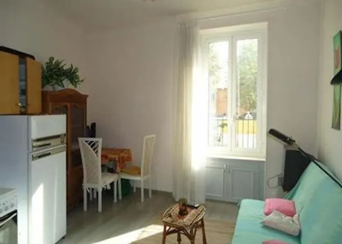 Апартаменти La Maison Au Soleil Мантон